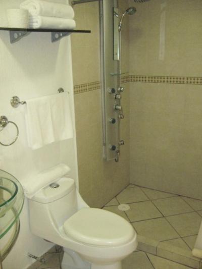 Madero Suites Коацакоалкос Стая снимка