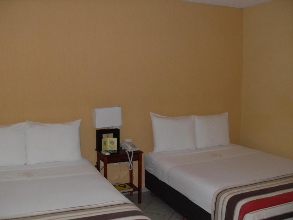 Madero Suites Коацакоалкос Стая снимка