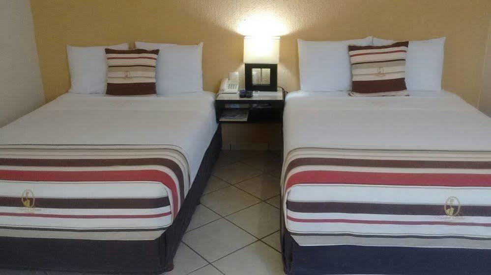 Madero Suites Коацакоалкос Екстериор снимка