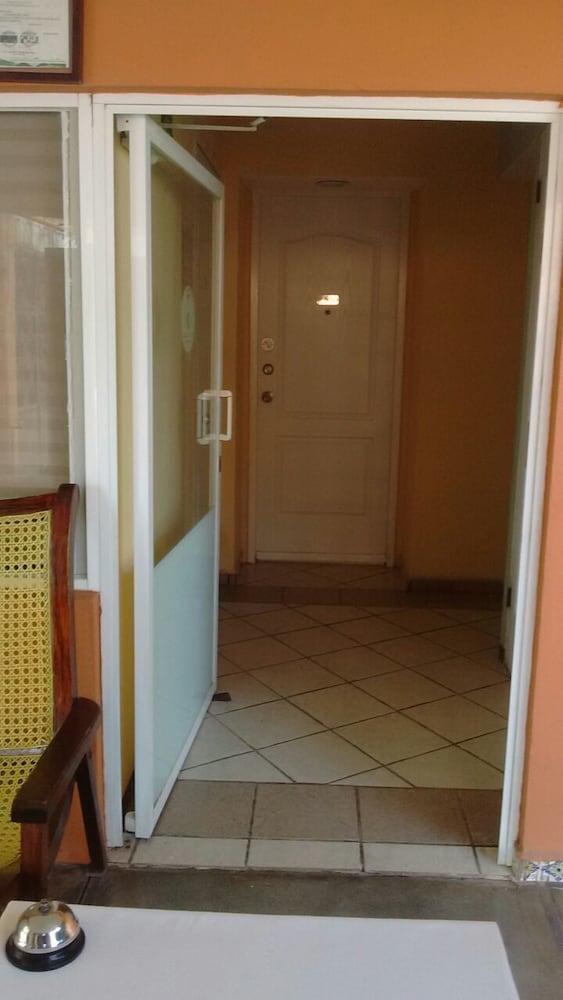 Madero Suites Коацакоалкос Екстериор снимка